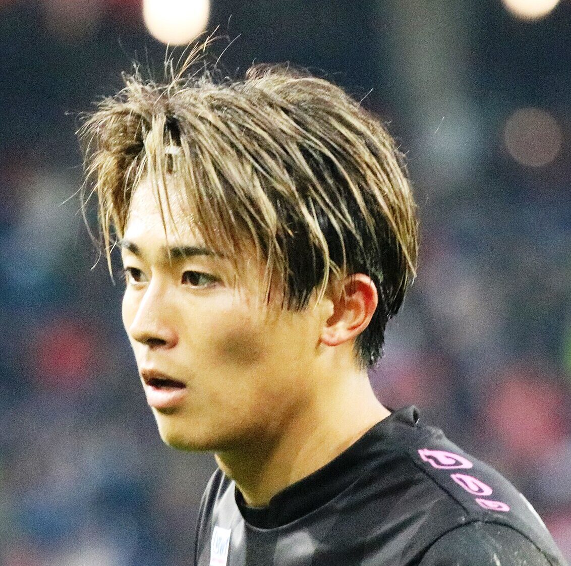 2024年1月1日 国立競技場での日本対タイ戦、ゴール直後の中村敬斗（日本代表）